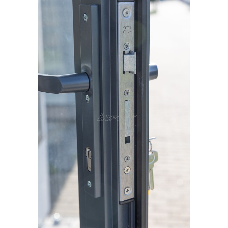 928_Inpuit_alu_door_handle_and_lock.jpg