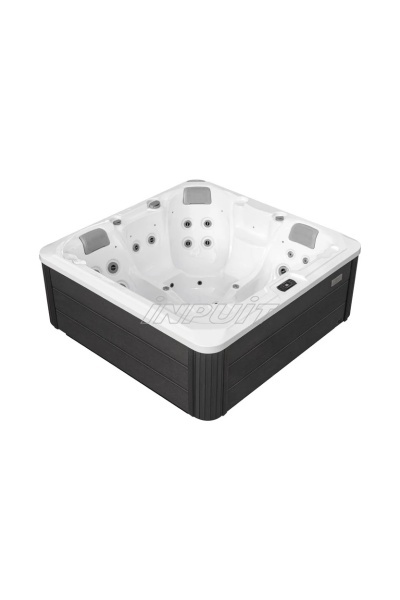 Hot Tub Cortina