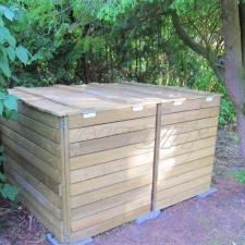 Compost box with cover