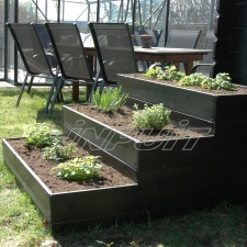 Three level raised bed for vegetables